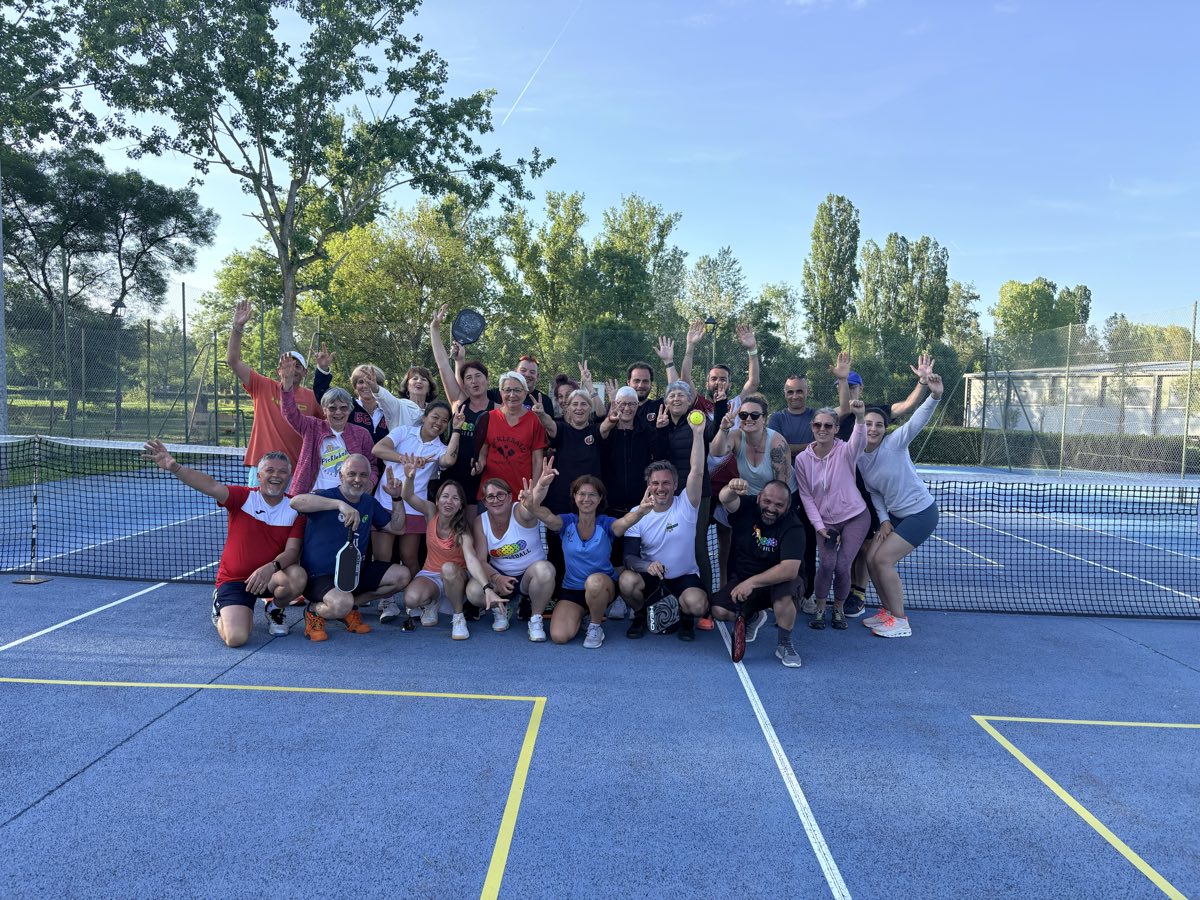 Les participants du tournoi de pickleball du club, à Gimont